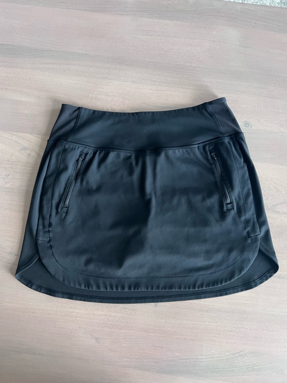 Athleta Black Fairway Golf Skort 16”